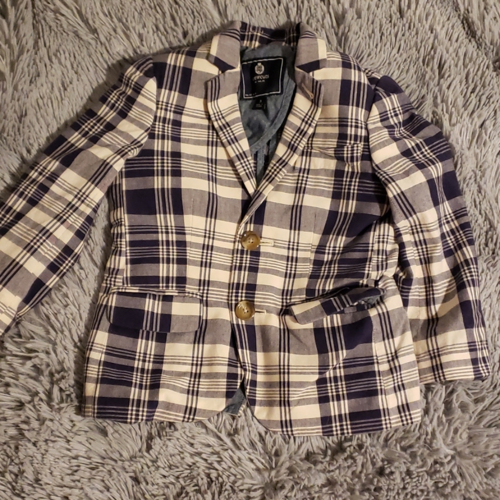 Crew cuts Blazer